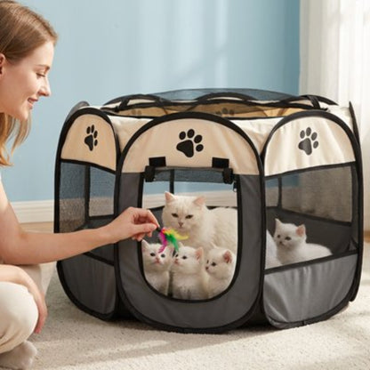 Maison pour les chats de couleur grise