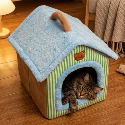 Maison pour les chats qui offre un espace douillet et sécurisant