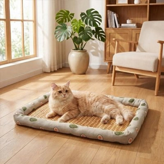 Tapis rafraichissant chat posé au plancher